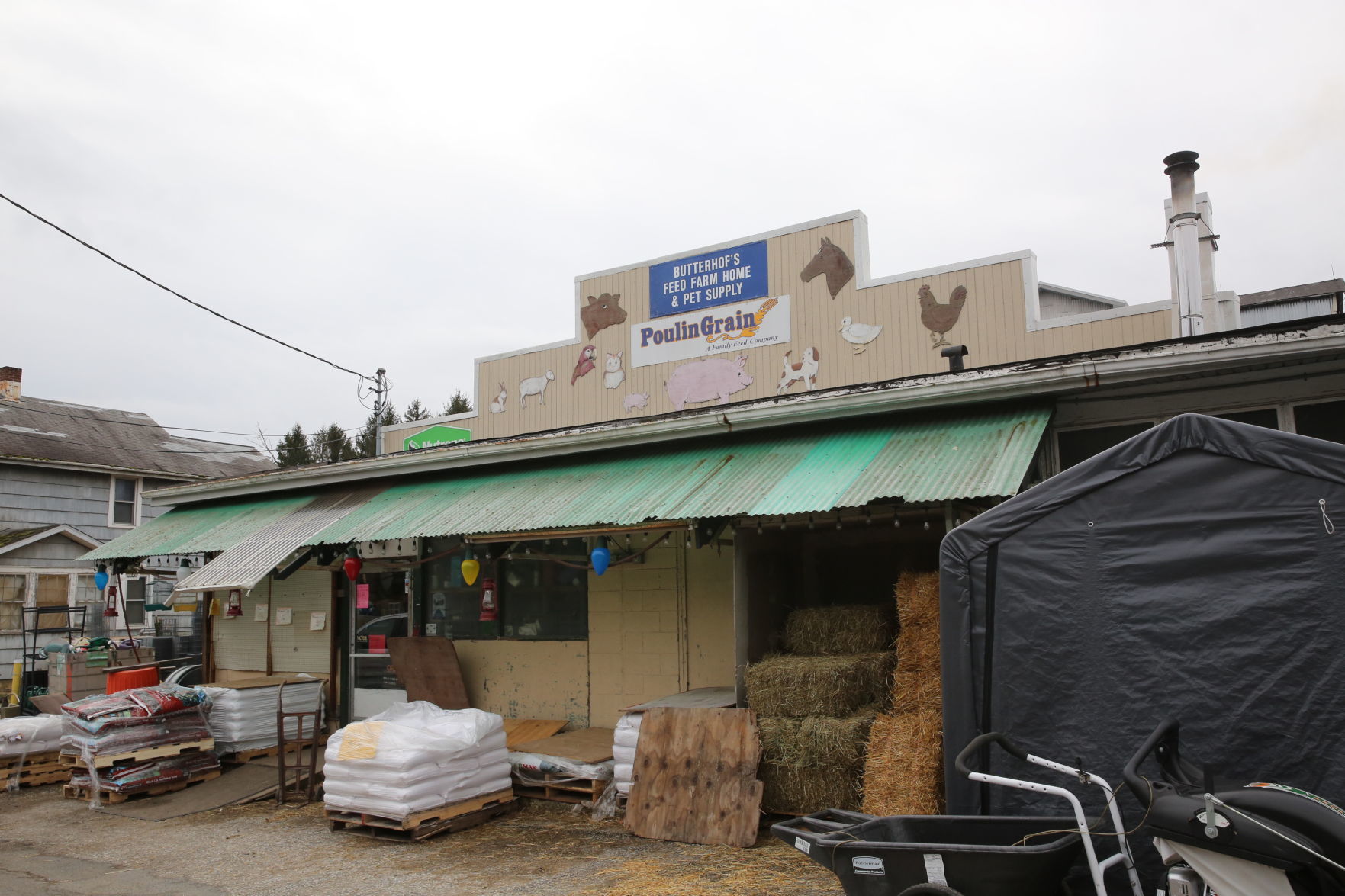 Butterhof's Farm & Home Supply